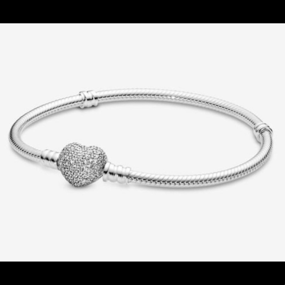 Pandora Pave Heart Claps Bracelet w/ 9 NEW Sanrio Hello Kitty Theme Charms - Picture 17 of 17